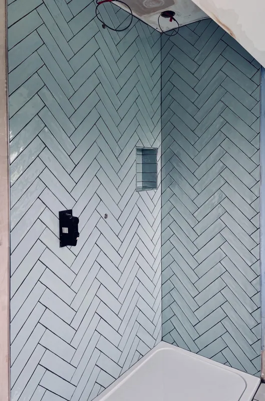 Herringbone shower walls